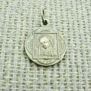 N D De Grace De Berzee and Sacred Heart of Jesus Medal, stamped AP, Karo, Lasserre