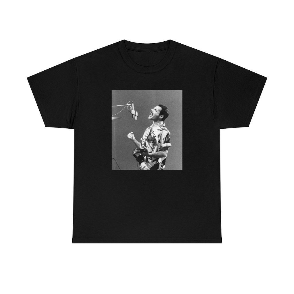 Discover Freddie Mercury 70er Jahre Vintage Musik T-Shirt