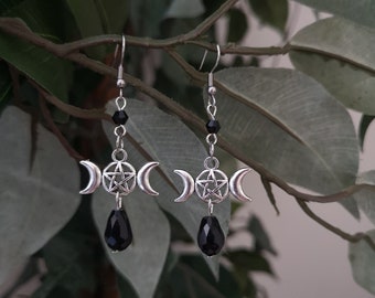 Hecate Earrings / Triple Moon Earrings with Black Crystal Drops / Pagan Witchcraft Earrings / Magical Witchy Jewelry / Wiccan Earrings