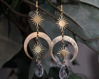 Pendientes celestiales de oro / Pendientes de sol y luna / Joyería de la diosa de la luna / Regalo para ella / Pendientes étnicos Boho / Pendientes hipoalergénicos