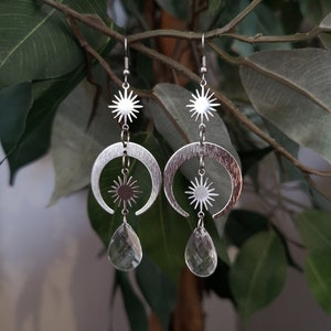 Mond und Sonne Ohrringe / Halbmond / Himmlische Ohrringe / Witchy Statement Ohrringe / Heidnischer Schmuck / Wicca / Geschenk für Sie