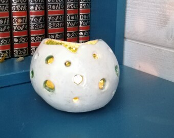 Photophore blanc antique, intérieur vert