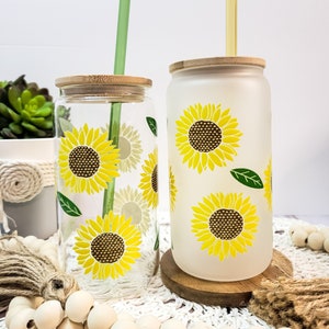 SUNFLOWER GLASS CAN Cup, Floral glass Bamboo Lid and Straw, Aesthetic Beer Can Glass, Yellow Floral Cold Coffee Can Glass Cup, Aesthetic