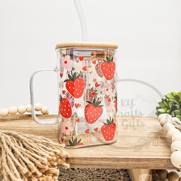 Tasse en verre de fraises et de fleurs, tasse en verre de 20 oz, tasse en verre carrée, gobelet de cœurs et de marguerites, tasse à café glacée mignonne, cadeau pour ami, rose