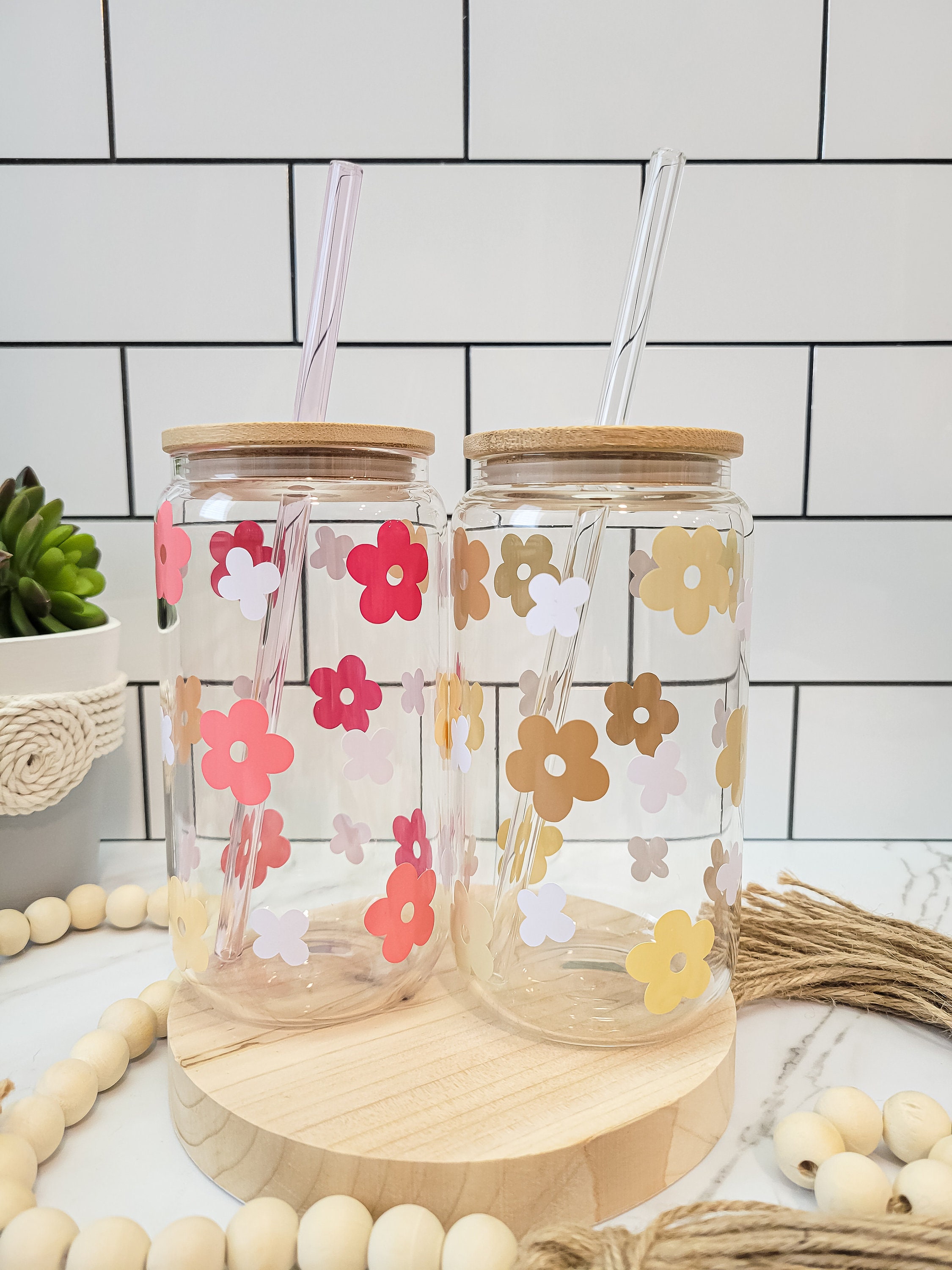 Daisy Aesthetic Cups, Iced Coffee Glass Cup, Cute Daisy Gifts, Flower  Themed Drinking Can Shaped Cup…See more Daisy Aesthetic Cups, Iced Coffee  Glass