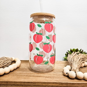 Peach Glass Can, Cute Fruit Glass Cup, 16 oz Glass Cup Bamboo Lid, Bridal Party Gifts, Trendy Iced Coffee Beer Can Glass, Summer Fruit Cup