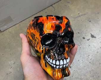 Head High Skull Ashtray