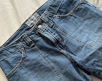 Vintage “Ultra Low Waist” Old Navy Jeans | Women’s Size: 4 | VTG 1990’s Straight Blue Jeans