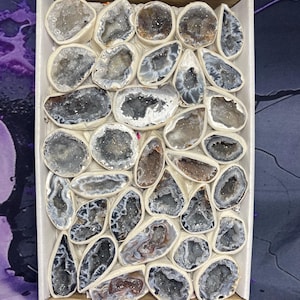Oco Agate Geodes - Choose your own