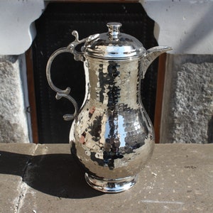 Handmade Hammered Copper Pitcher with Lid: 2 Liter Carafe