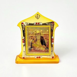 Guru Nanak Dev Ji - Car Dashboard / Home / Office accessories
