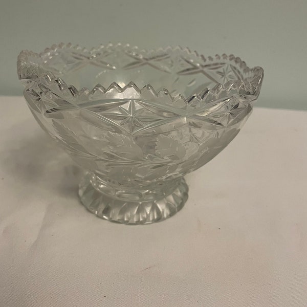 Leaded heavy cutglass bowl