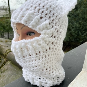 Chunky bear ear balaclava / skii mask