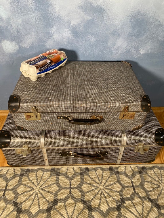 2 suitcase set old black white vintage travel suit