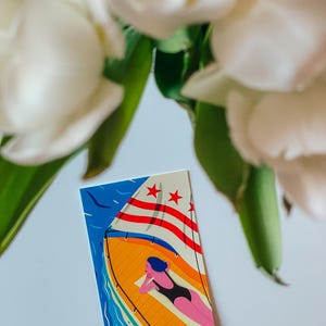 Modern Washington DC postcard featuring a girl yachting on the Potomac River under the DC flag, stylish vector art, souvenir, sailing-themed 4x6 postcard