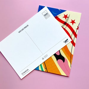 Modern Washington DC postcard featuring a girl yachting on the Potomac River under the DC flag, stylish vector art, souvenir, sailing-themed 4x6 postcard