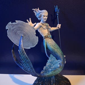 Mythical Statues - Merman: Water Magic