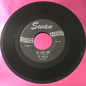 The Beatles - 1964 - &quot;She Loves You&quot; / &quot;I&#39;ll Get You&quot; (NM condition)