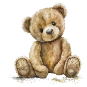 Pode incluir: Um urso de peluche marrom com uma textura macia e felpuda senta-se com as pernas cruzadas. O urso tem uma expressão doce com olhos pretos e um pequeno nariz preto.