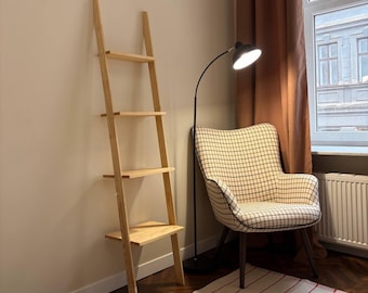 Rustic Pine Wood Ladder Shelf: Leaning Bookcase, Space-Saving Design