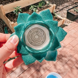 Lotus Candle Holder