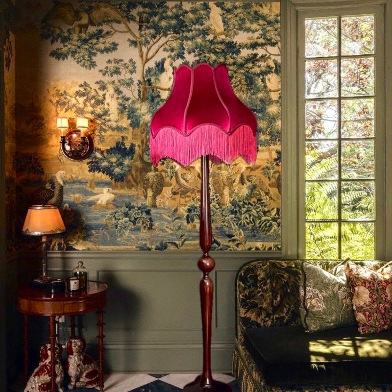 Best HD Pictures about  Wunderbar Vintage Stehlampe Mit Schirm Bild  with No AI Images
