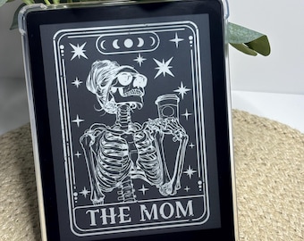 Kindle screensaver for lock screen- “The Mom” screensaver cover for kindle paperwhite (6.8” kindle example in picture)