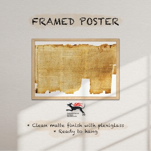 Puede incluir: Póster enmarcado con pergamino envejecido con texto manuscrito, en un marco de madera clara. El póster tiene un acabado mate limpio con plexiglás y está listo para colgar. El texto "FRAMED POSTER" está encima del marco.