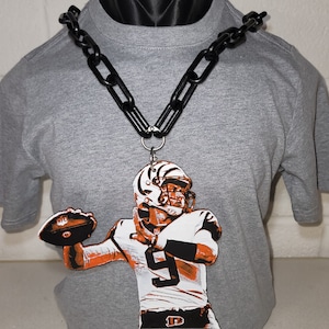 Cincinnati Bengals Joe Burrow White Tiger necklace and chain