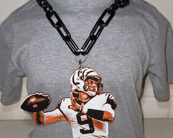 Cincinnati Bengals Joe Burrow White Tiger necklace and chain
