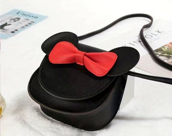 Cute Minnie Mouse Crossbody for Kids | Children’s Disney Crossbody Purse | Small Mickey Mouse Purse | Disney Gift for kids | Mini Crossbody