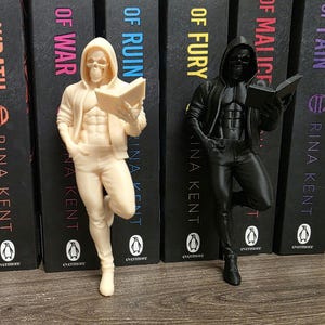 Skeleton  Book Reader Figurine – Gothic+dark romance Decor