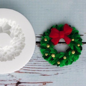 Christmas wreath with bow silicone craft mould, food safe for cupcake toppers, fondant, sugar paste, craft, polymer clay, resin