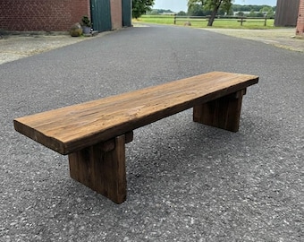 Rustic oak-look coffee table made from scaffolding planks | Coffee table | Reclaimed wood | Sustainable construction timber | Meditation bench