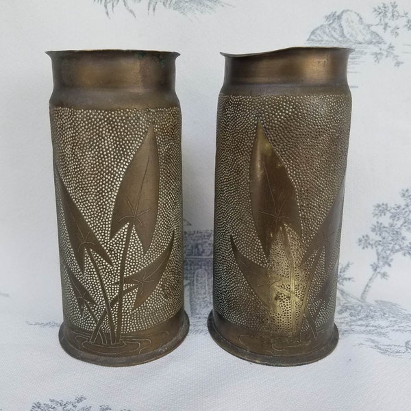 A Pair of WW1 Trench Art French Hotchkiss 47 mm gun shells,Hand engraved with Flowers & Leaves