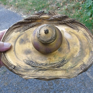 Calamaio in bronzo decorato con mais, movimento estetico francese, oggetto da scrivania francese antico, penna a inchiostro francese, calligrafia antica francese