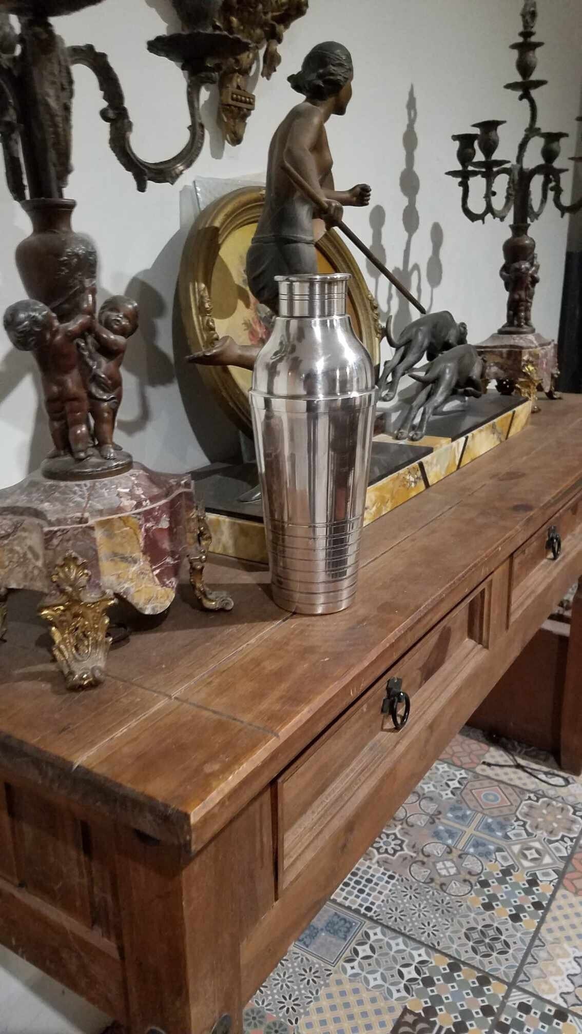1930年代のアールデコ調シルバーメッキカクテルシェーカー、フレンチ