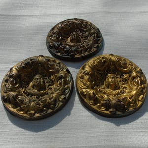 Antike Französische Messing Ormolu Bild Haken Abdeckung,Cache Clou, Wohnkultur, Bilddekoration, Wanddekoration, Verzierungen, Chateau Chic
