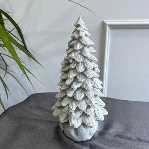 Handcrafted Flowering Glass Tree Statue - Elegant Decorative Figurine - Unique Art Sculpture for Home Decor & Gift Idea