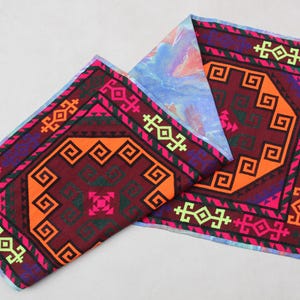 Shawl 2x4 ft Antique Suzani Collection Uzbek-Fine Uzbek Vintage Handmade Uzbek Wall-hanging -Suzani Design Uzbek Embroidery 1.08x0.45 cm