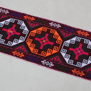 Shawl 2x4 ft Antique Suzani Collection Uzbek-Fine Uzbek Vintage Handmade Uzbek Wall-hanging -Suzani Design Uzbek Embroidery 1.10x0.44 cm