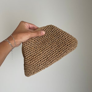 Handmade Raffia Crochet Clutch Bag: Women&#39;s Knitted Straw Mini Bag