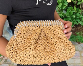 Handmade Crochet Raffia Clutch: Fashion Knitted Bag