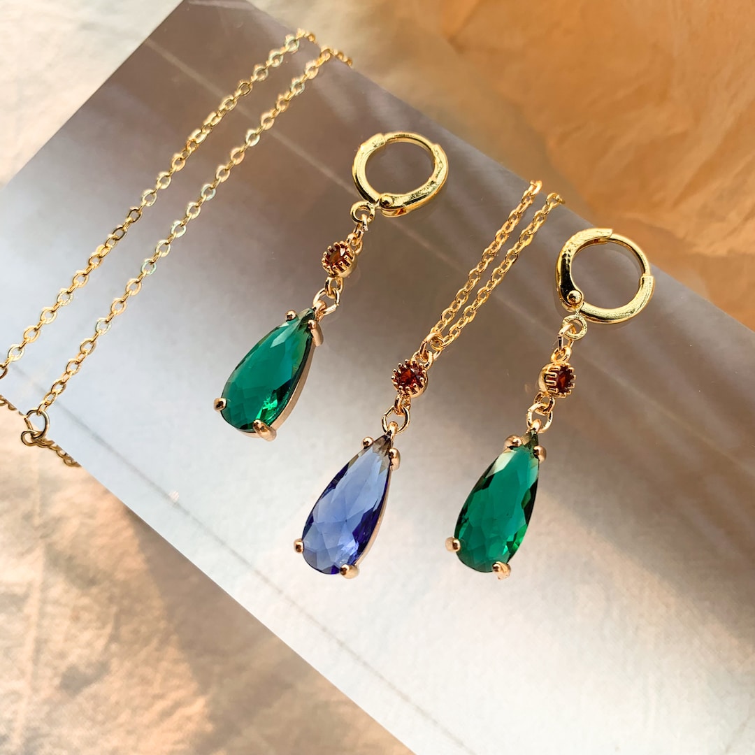 Howl's earrings and necklace Clearance
