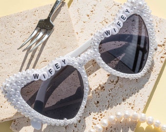 Personalized Pearl Glasses,Bridesmaid Glasses, Newlyweds Glasses, Bridal Sunglasses,  Bridal Sunglasses,Wedding Glasses