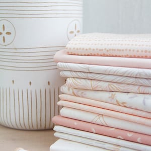 Fat Quarter Halve Yard Bundel 10 Stof op maat gesneden Stoffenbundel door Art Gallery Fabrics Neutrale babyquiltstof met laag volume