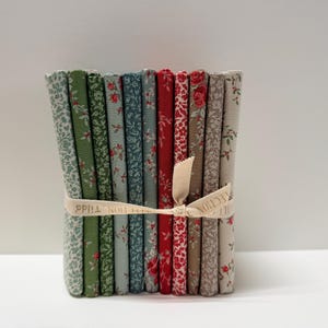Backorder  Tilda Merry Little Christmas Blenders Bundle  Fat Quarter Bundle  11pc Eve & Noel
