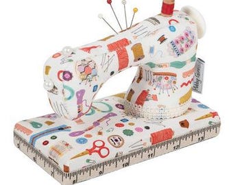 Pincushion Notions Sewing Machine   PCS660    Hobby Gift