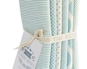 Tilda Basic Classics-FQB Light Blue  Fat Quarter Bundle TIL300035