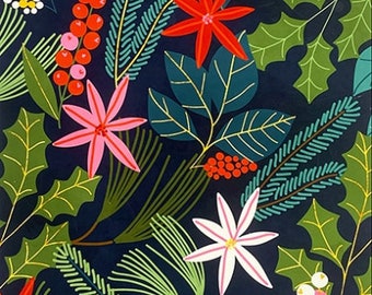 Puede incluir: Un fondo azul oscuro con un patrón repetitivo de flores, hojas y bayas estilizadas de color verde, rojo y rosa. El patrón recuerda a un diseño navideño.